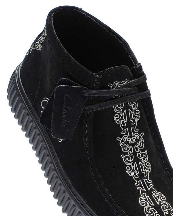 clarks-originals-x-pleasures-